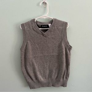 Children’s Place V-Neck Sweater Vest Little Boy Size Small 5/6 Gray